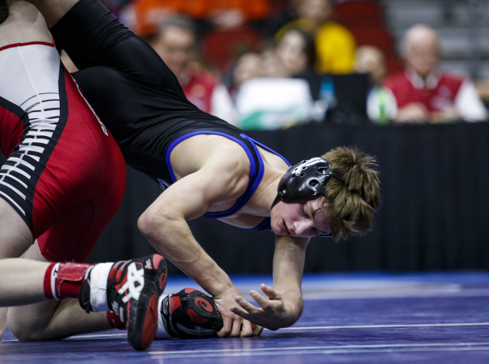 021817-WRESTLING-FINALS-007.jpg